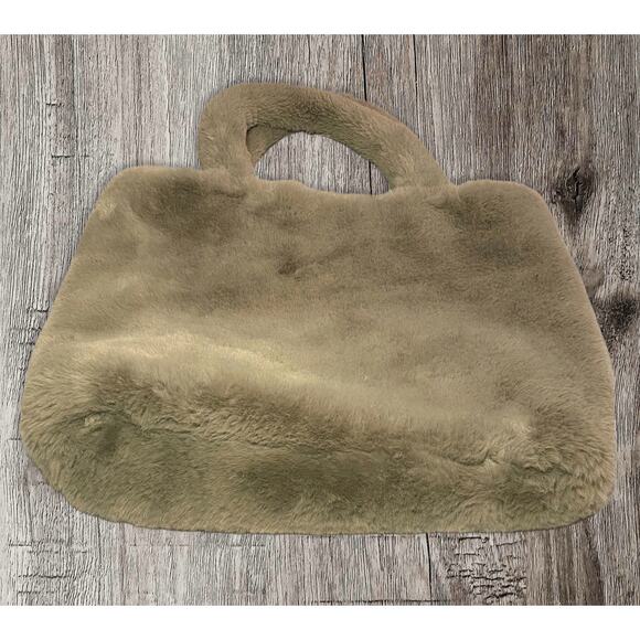 Faux fur women’s tote bag.‎ Plush shoulder bag. - Picture 1 of 3